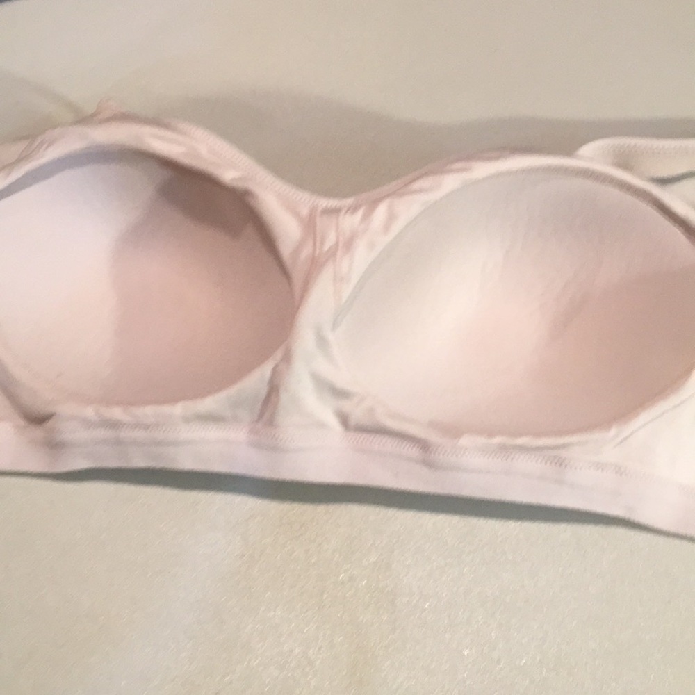 Two Barely Worn Bras - image 5
